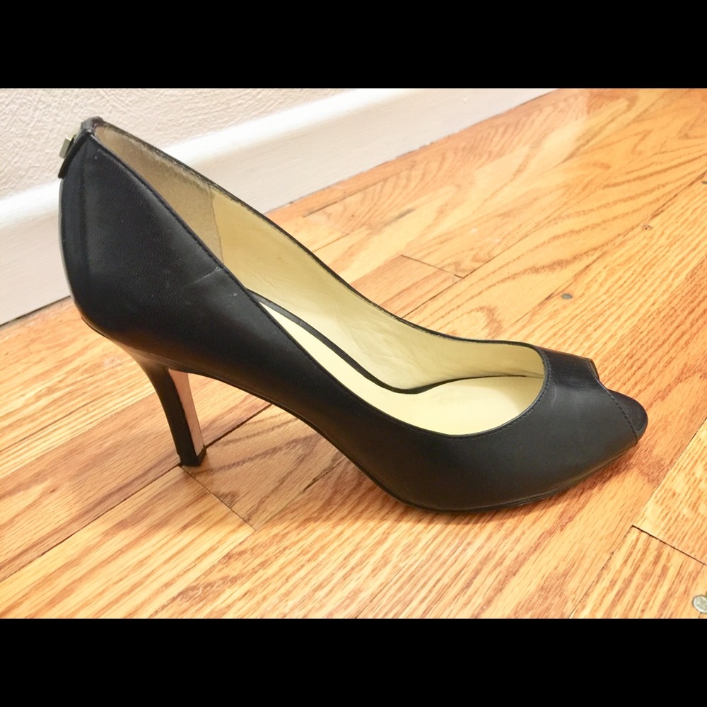 Black Ivanka Trump Cleo Heels Size 9